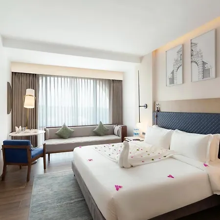 The Crescent Hotel Panaji Exterior photo